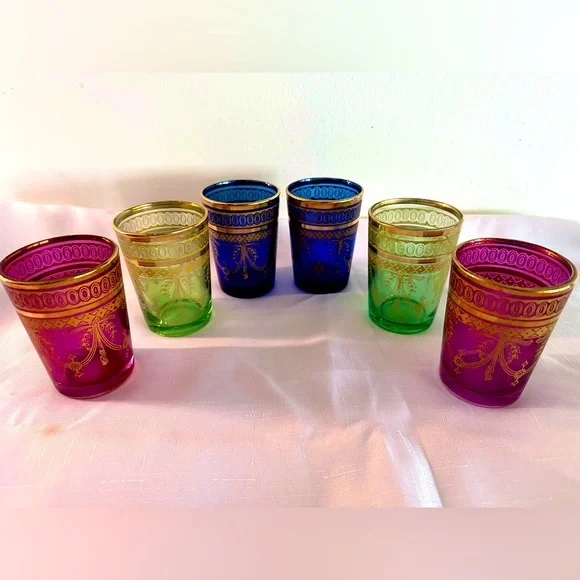 🌈✨ Set of 6 Moroccan Tea Glasses – Colorful, Gilded, & Ready to Party! 💃🍵🌿🌸 - Picture 2 of 16